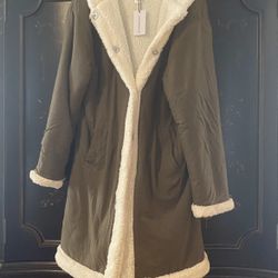 WeWoreWhat Sherpa Lined Hooded Faux Fur Overcoat Women Oversized Reversible NWT