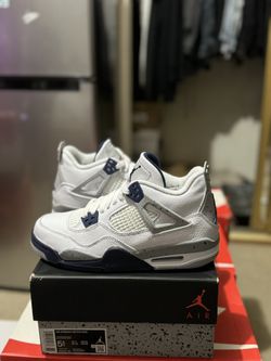 Jordan 4 Midnight Navy - 5.5Y