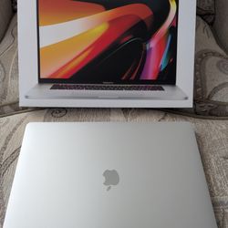 MacBook Christmas Sale. (3 At This Price!!!)