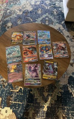 Big Pokémon Cards. 