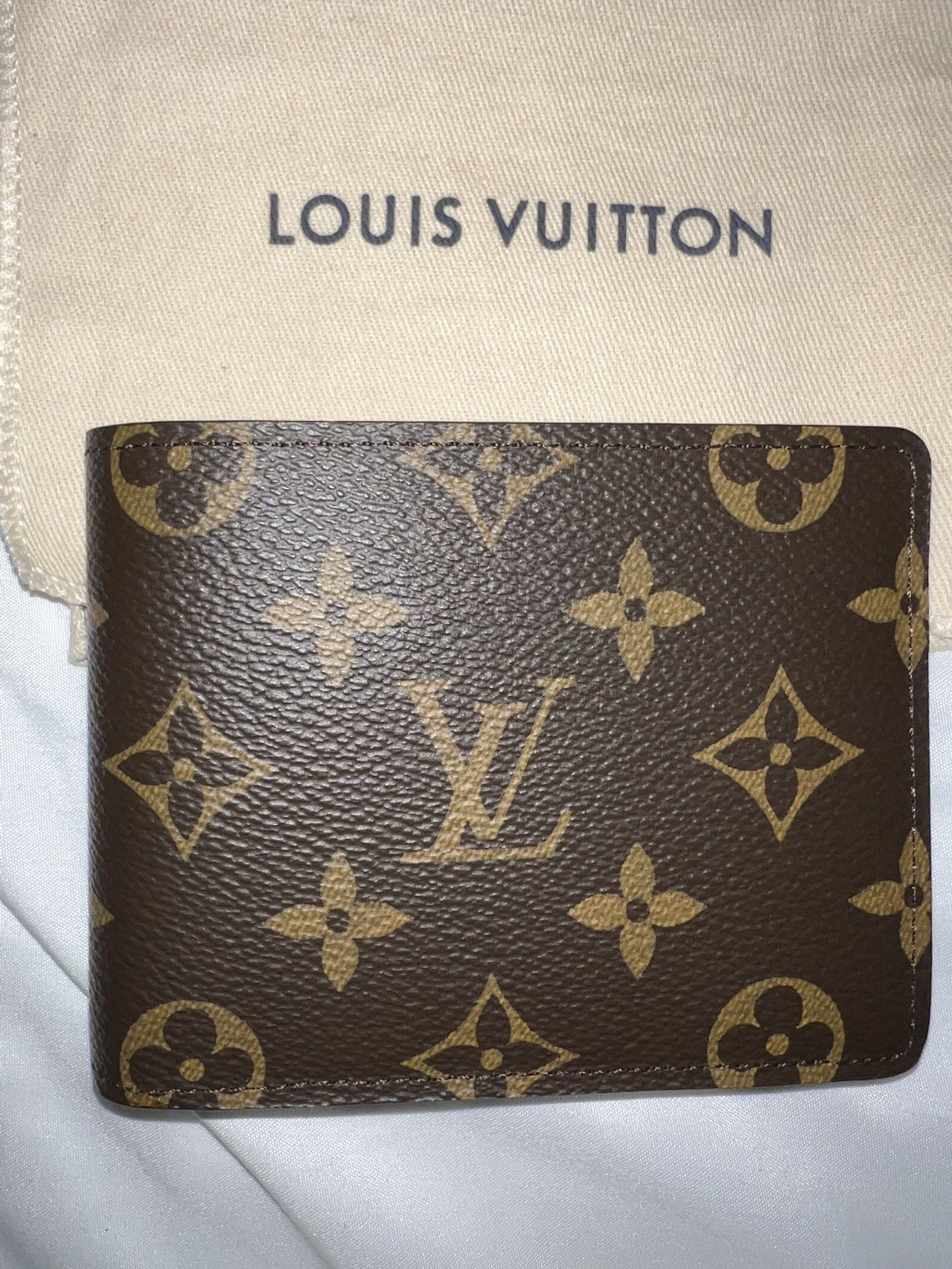 Authentic Excellent Condition Men’s LV Wallet