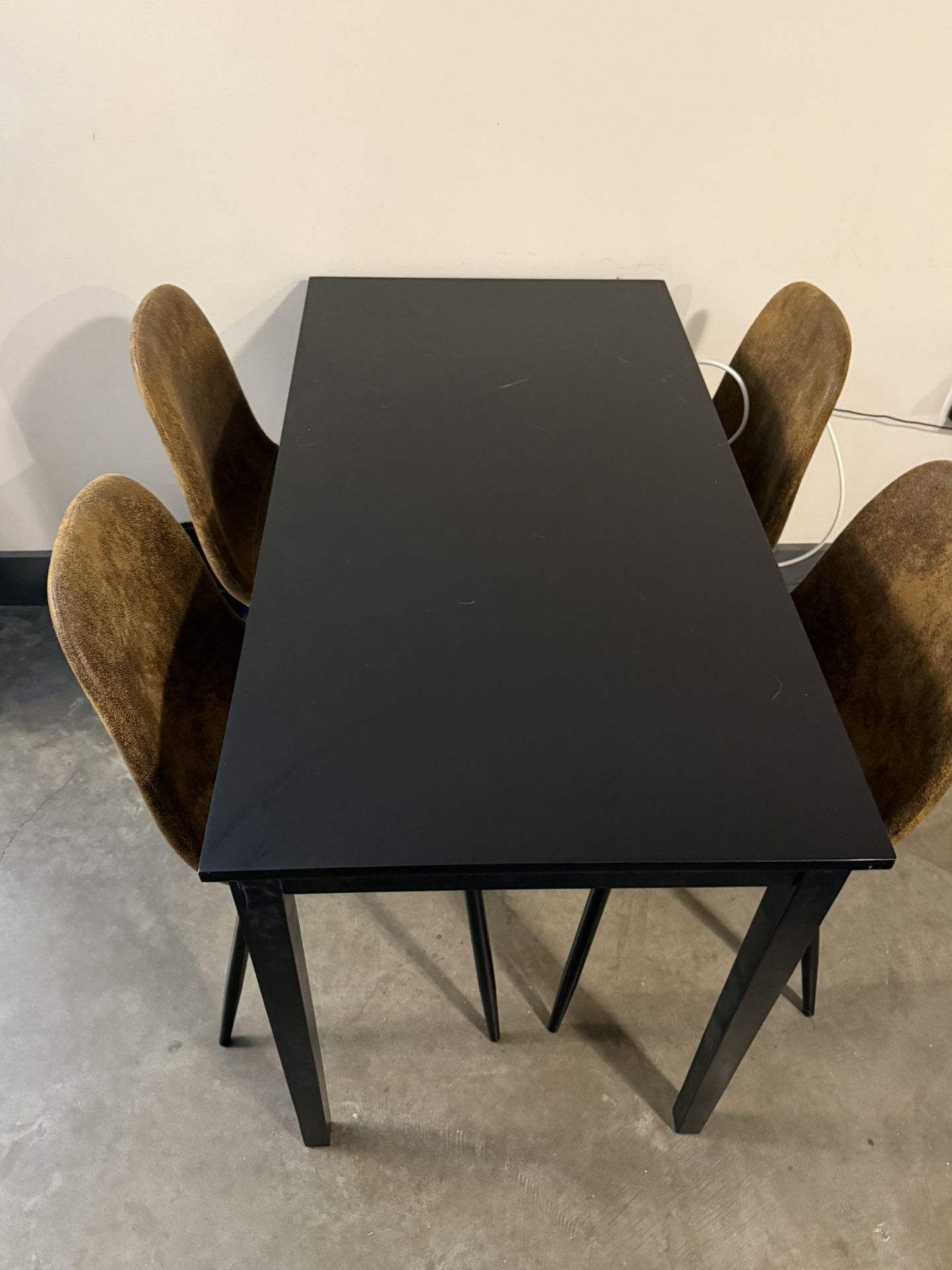 Dining Table And Set Of 4 Dining Chairs