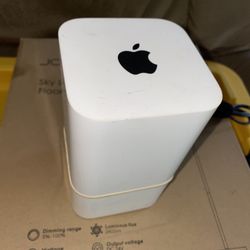 Apple AirPort Extreme Base Station
