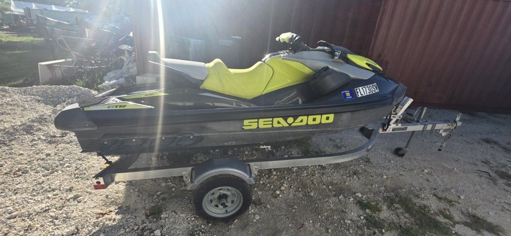 2021 Seadoo Gtr230