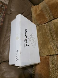 Diamond Supply Co. X Boo Johnson Signature Boo XL Checkered Slip On
 New w Box
Men's size 12