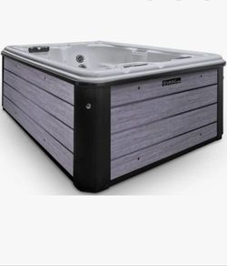 Viking Aurora P+ Plug-N-Play Hot Tub Silver / Ash Grey