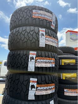 🚨‼️vendo set de llantas 285 45 22 arroyo R/T tires