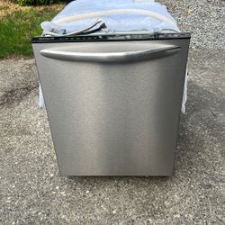 Frigidaire Dishwasher 