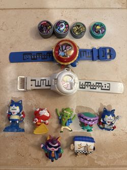 Yo Kai Watches with medals