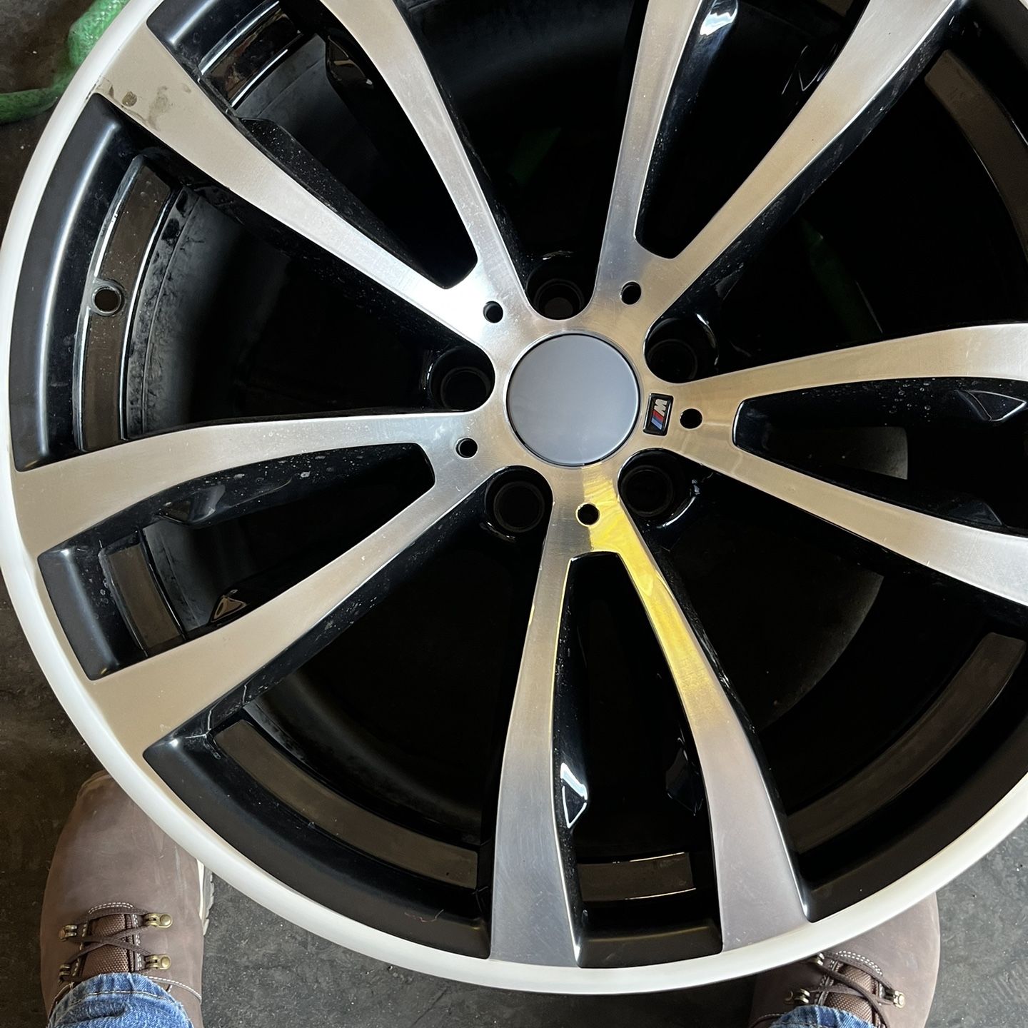 Otom OEM BMW 469m X5 X6 Wheels Full Set for Sale in Phoenix, AZ - OfferUp