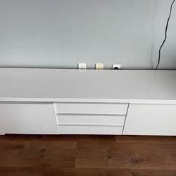 Modern White TV Console / Media Stand – Sleek & Minimalist