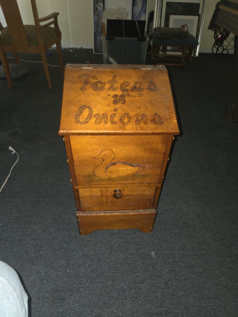 Handmade Wooden Vtg Potato Taters & Onions Bin Lift Top Rustic Sturdy