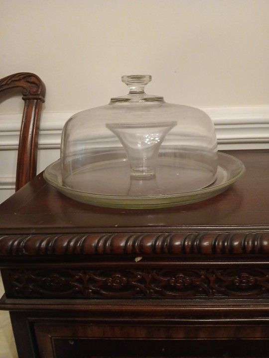 Glass Cake Dish