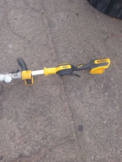 DEWALT 20V BRUSHLESS WEED WACKER
