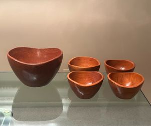 Mid Century Modern Scandinavian Danish Style Solid Teak Wood Set Large 10” Organic Edge Salad Fruit Bowl 4 Small