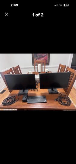 ThinkPad docking base and two HP monitors ThinkPad docking base and two HP monitor