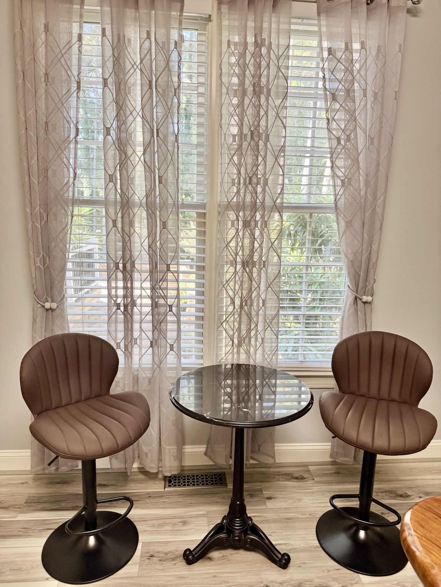 Brand New 3 Pieces Indoor Set . 2 Swivel Barstools And Newly New Round Table 