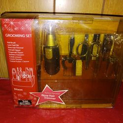 New  MENS GROOMING Set $15