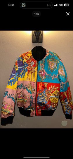 New Versace silk reversible royal rebellion collection XLarge $3,000 selling $1,000 cash only