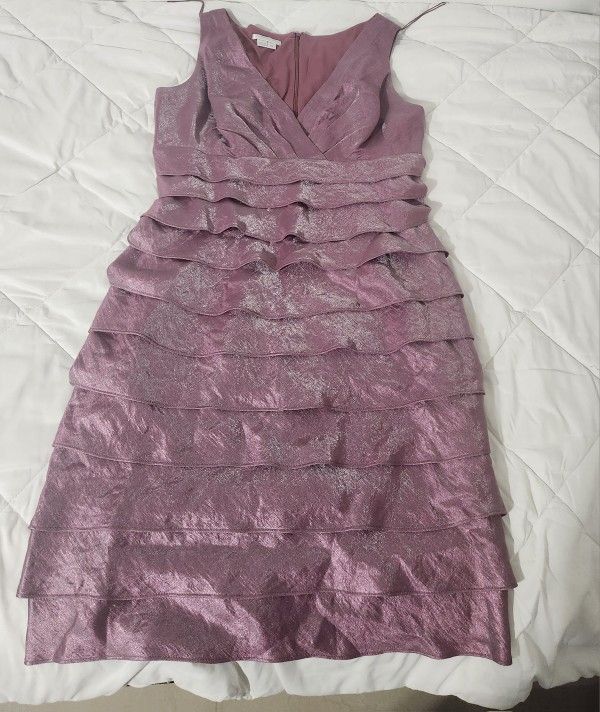 Vestido Color Rosa Viejo. 1 Sola Vez Se Uso. Esta Nuevo
