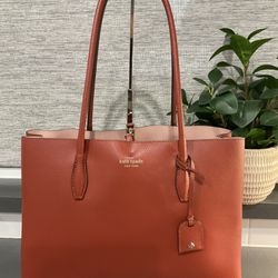 Kate Spade Tote Excellent Condition Like New!