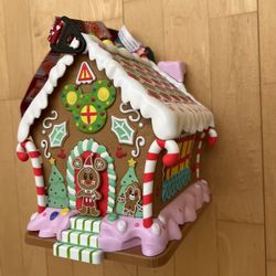 Mickey & Minnie Gingerbread House Popcorn Bucket Disneyland