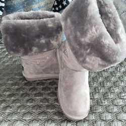 Lamb Boots, Size USA 6