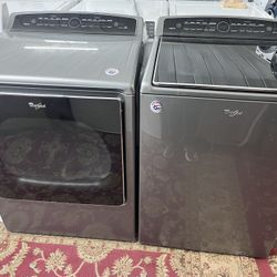 Whirpool Cabrio Washer And Dryer Set 