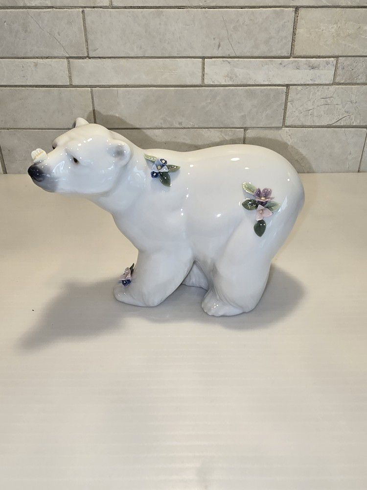 Lladro Standing Polar Bear with Flowers
