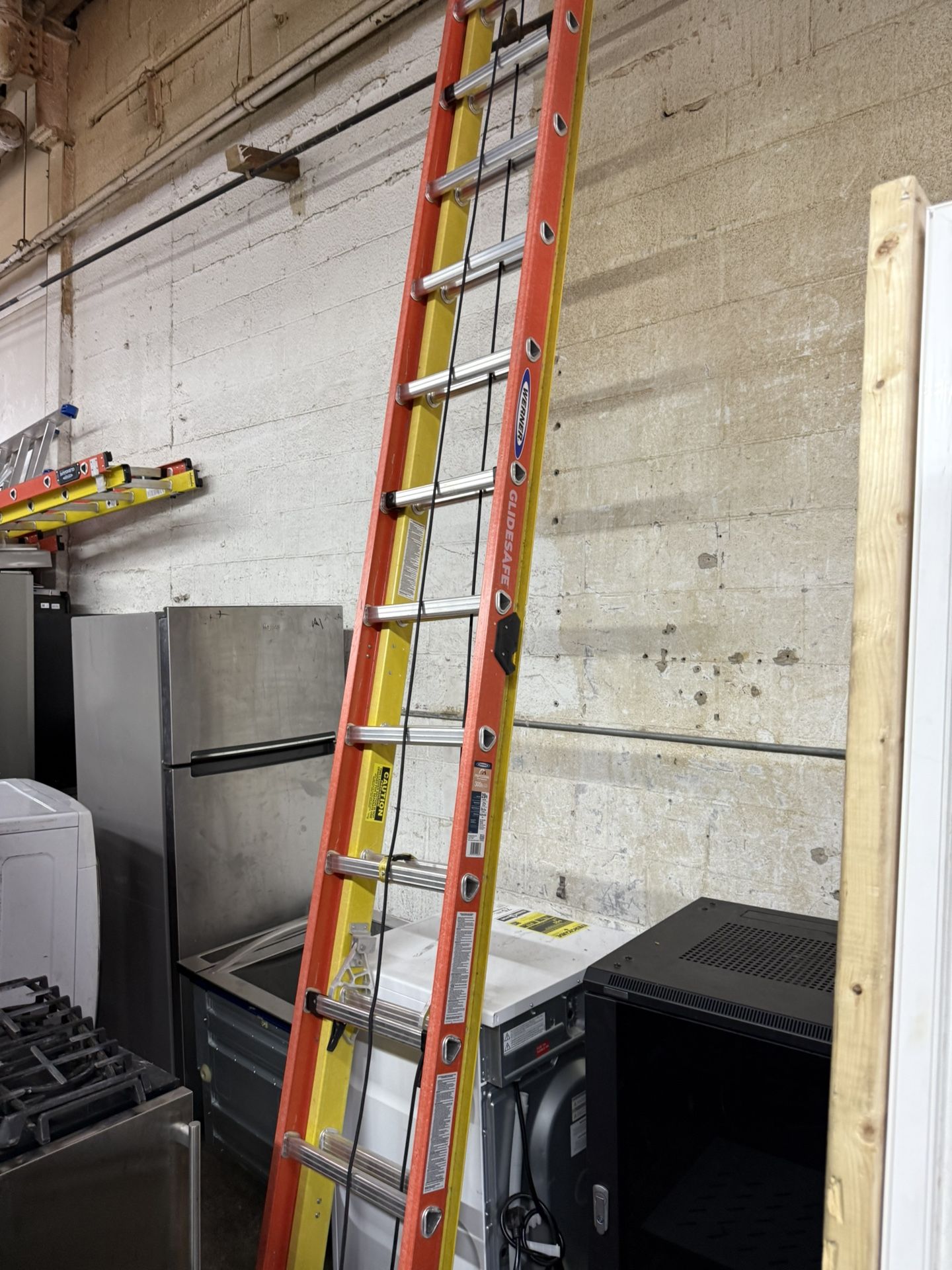 ladder 28 foot