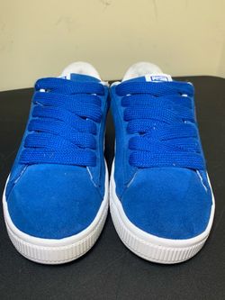 Boys Classic Puma Suede XL Sneakers (Size 2.5C US) Good Condition
