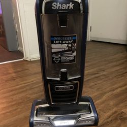 Shark Bagless vacuum