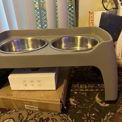 Raised Dog Bowl