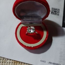 Diamond Ring Cushion Cut. 5.8c