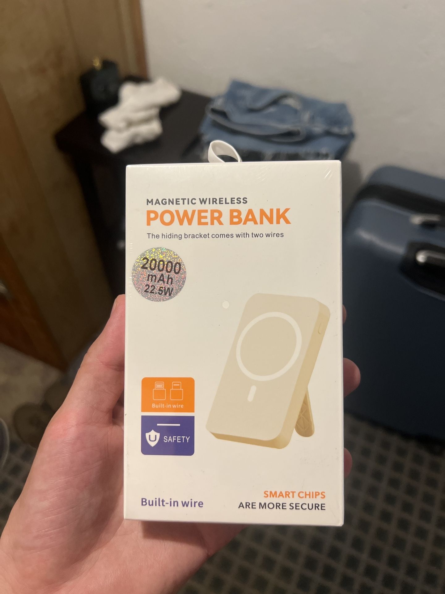 β
π 20,000mAh Wireless Charger β In Stock & Ready in NYC