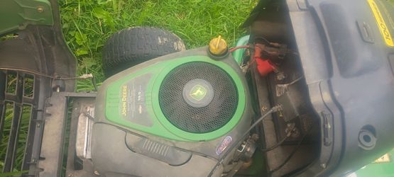 John Deere engine