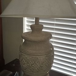 2 lamps