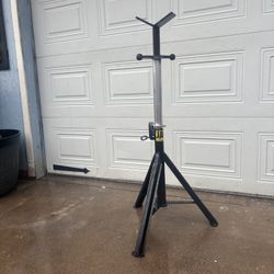 Simons 3 Leg Heavy Duty Pipe Stand