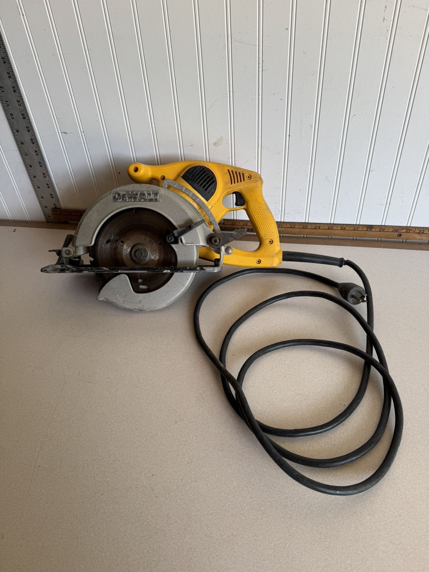 Dewalt Circular Saw 