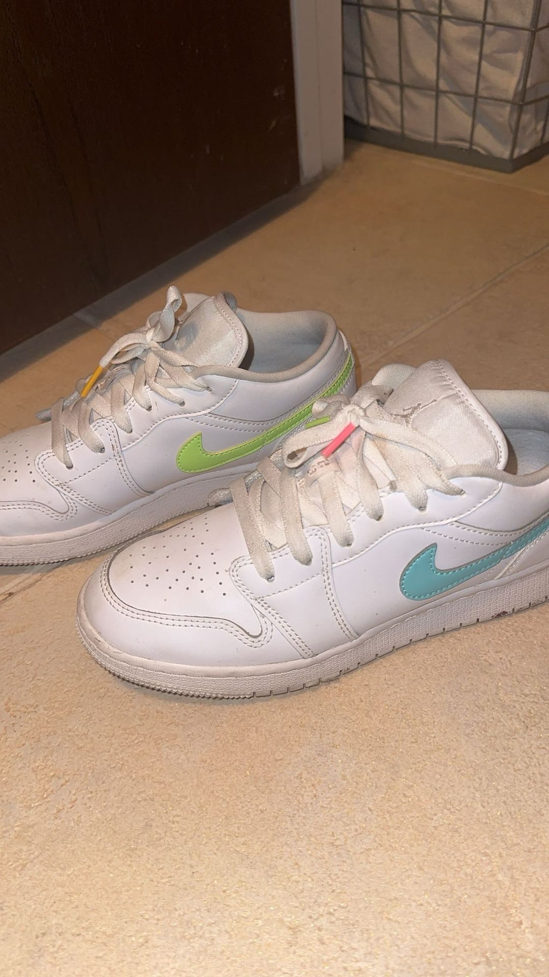 Jordan 1 Low Multicolor Swoosh