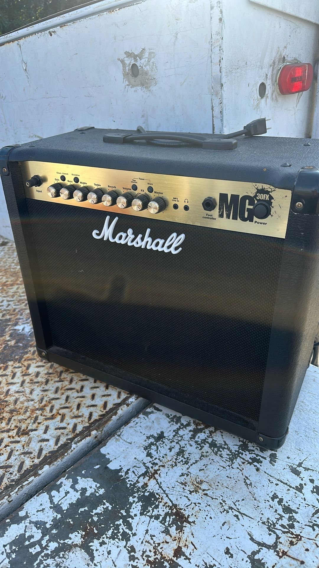 Marshall  Mg 30fx