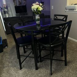 Black High End Table And Chairs