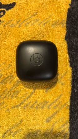 Powerbeats Pro Wireless Earbuds – Black – Great Condition