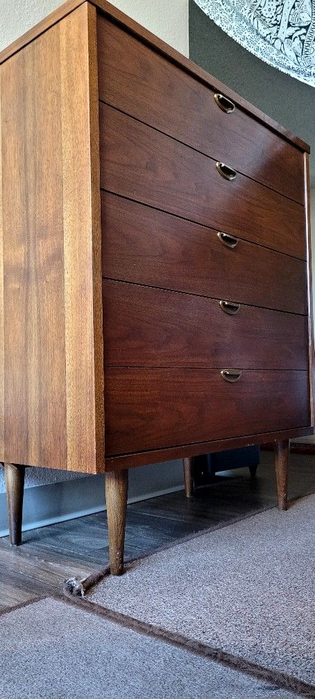 Bassett mid-century dresser