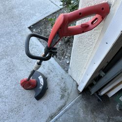 Homelite 13 in. 4 Amp Straight Electric String Trimmer-USED