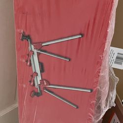Milwaukee Folding Miter Saw Stand