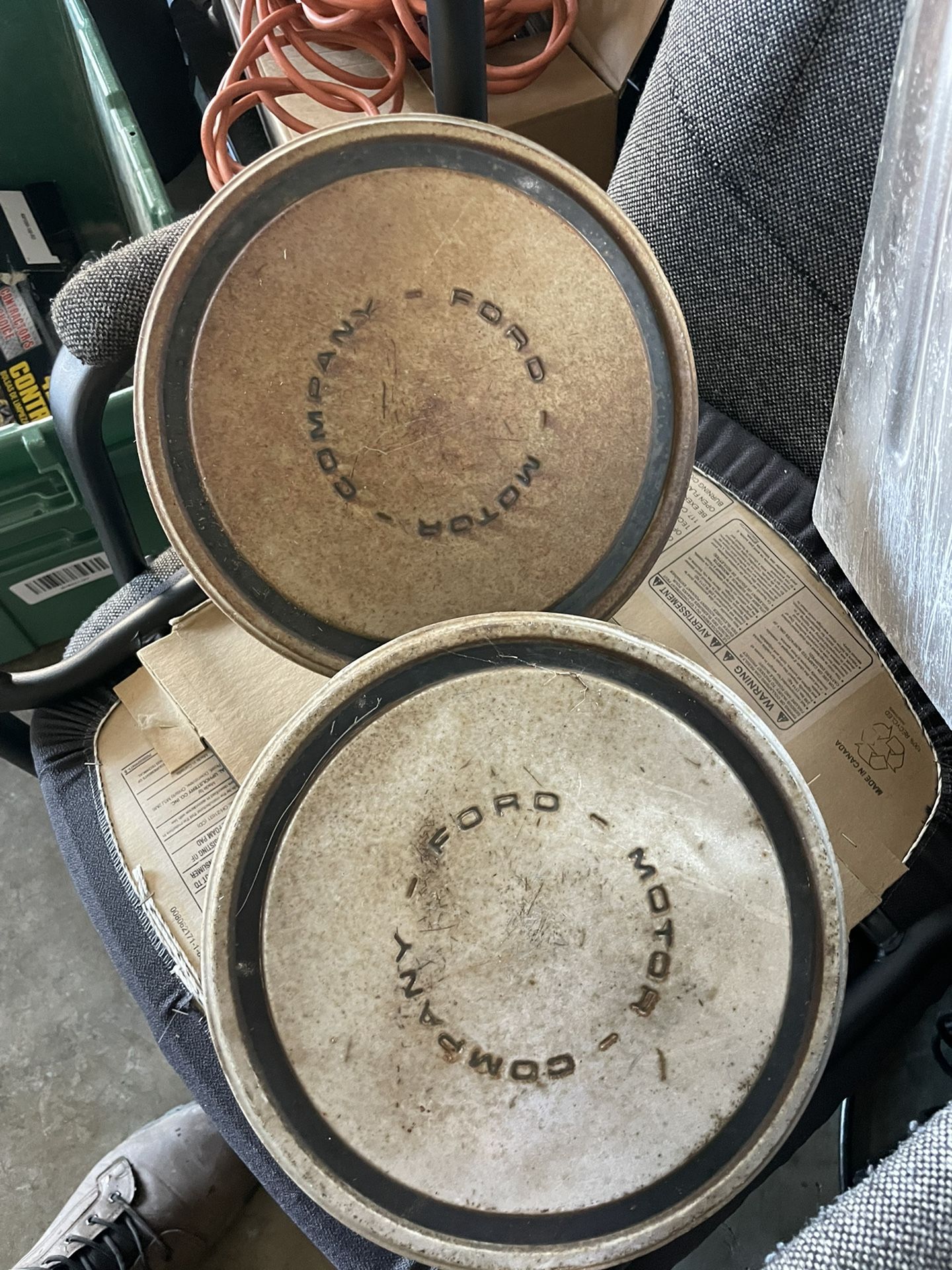 SET OF 2 VINTAGE FORD MOTOR COMPANY HUB CAPS WHEEL COVERS 10 3/4" DOG DISH