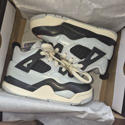 7c Jordan 4 Lightly Used