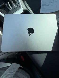 MacBook Air m2 A2681