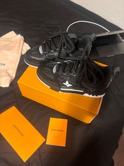 LV skates